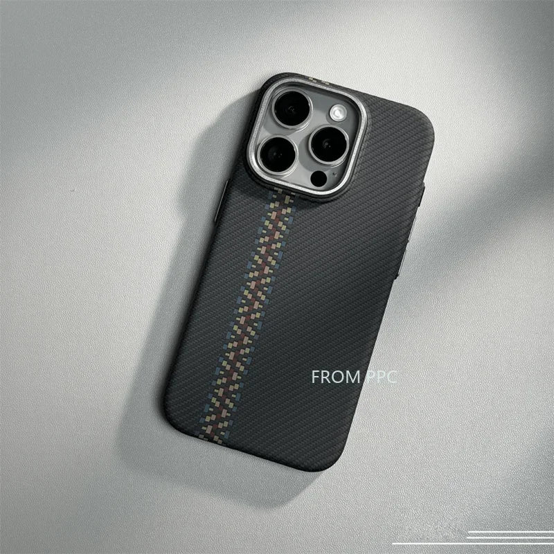 Carbon Fibre Magnetic Phone Case 16 Cover for iPhone 15 14 Pro Max Wireless Charging MagSafe Shell Alloy Camera Ring Armor Funda